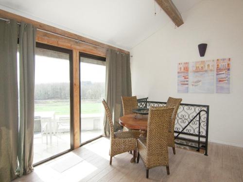 Roussines House | Romantic Tower in Dordogne with Rooftop Terrace, cleaning included