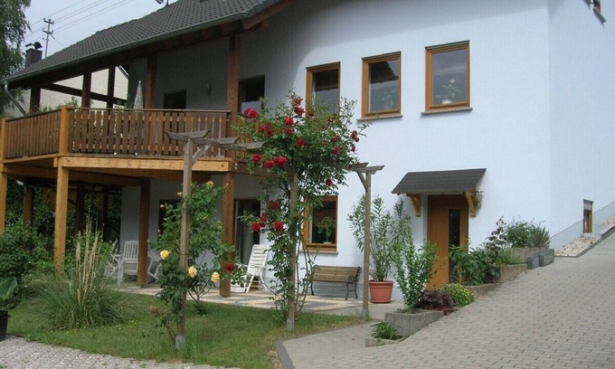 Minheim Apartment | Romantic wine village large, quiet south-facing terrace, panoramic Moselle paths, garden sauna
