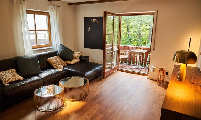 Windach Apartment | Romantik Apartment, 5 Minuten vom Ammersee Entfernt