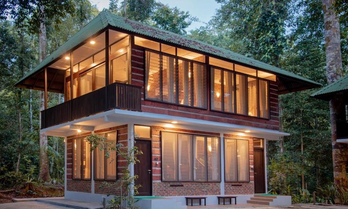 Sembrong Cabin | Rompin Rainforest Lodge