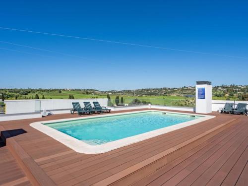 Funchal Apartment | Rooftop pool, balcony and AC #1965