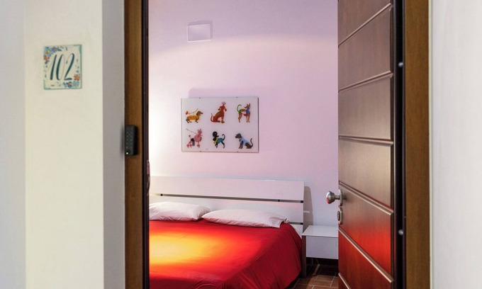 Itri House | ROOM 102 Lovely place surrounded by greenery just a stone's throw from the sea of Sperlonga.