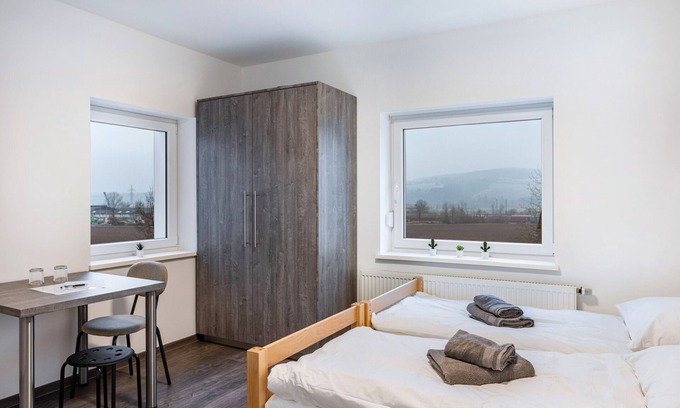 Rotenburg an der Fulda Apartment | Room '5' with Shared Garden and Wi-Fi