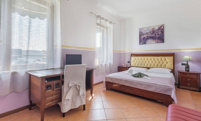 Sud Apartment | Room 'Basic Locanda 7 Camini' with Wi-Fi and Air Conditioning