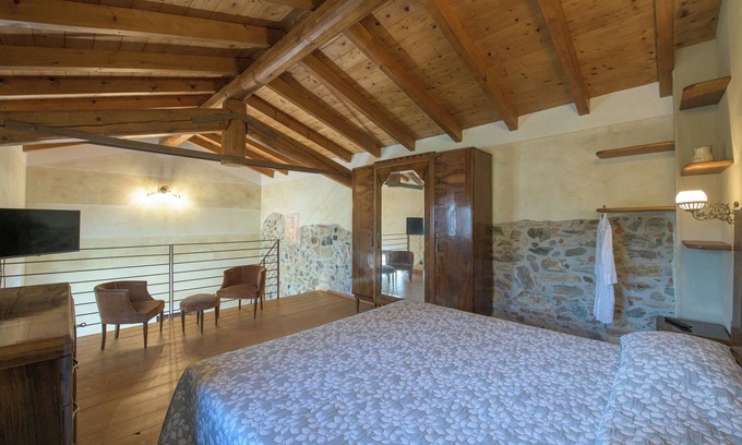 Gavi House | Room-charming Alessandria Apartment Retr
