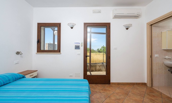 Vitigliano Apartment | Room 'Cielo' with Private Terrace, Wi-Fi and Air Conditioning