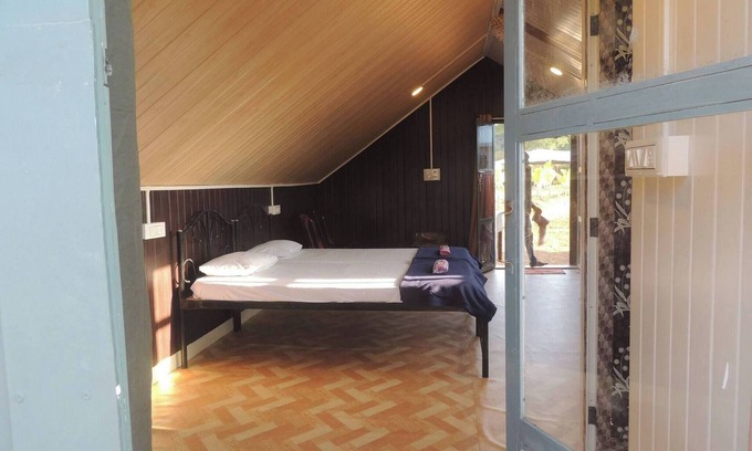 Timbholi House | Room-dandeli Aura - Accommodation Only