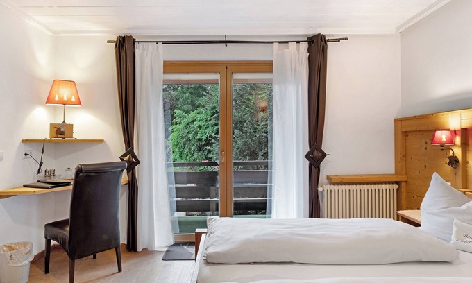 Bernau Apartment | Room 'Doppelzimmer 3' with Mountain View, Balcony and Wi-Fi