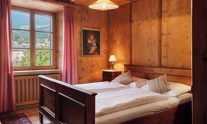 Sarntal Apartment | Room 'Hirschen Maria' with Mountain View, Shared Terrace and Wi-Fi