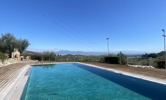 Santa Cristina a Mezzana Bed & Breakfast | Room in B&B - Agriturismo Sottotono, Nature and Relax
