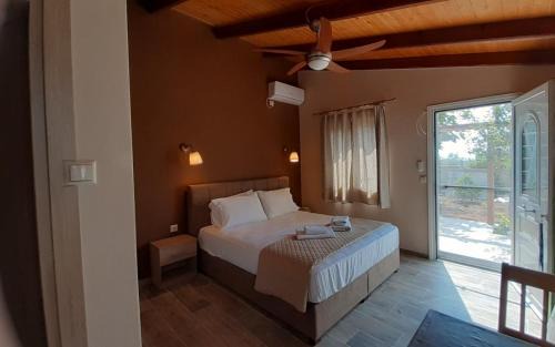 Spata-Artemida Apartment | Room near the Airport