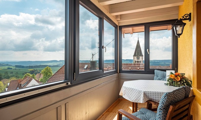 Loffingen Apartment | Room 'Schluchsee' with Shared Garden and Wi-Fi