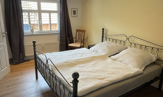 Ortenberg Apartment | Room 'Zimmer 3' with Shared Garden and Wi-Fi