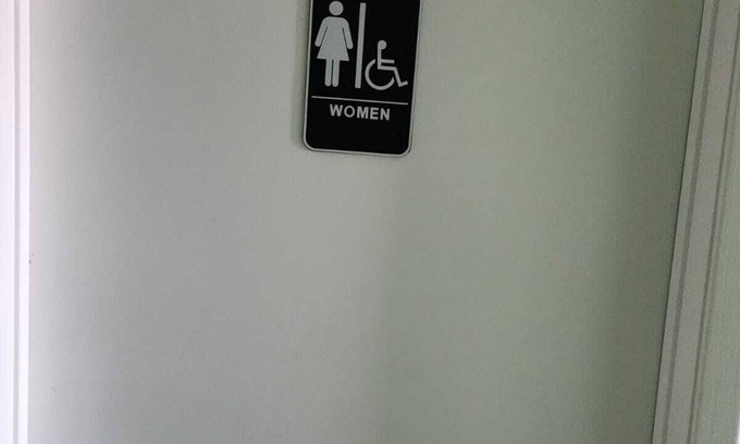 Laveen Village House | Rooms-Offices-RV Parking and Event Place In Downtown Mesa