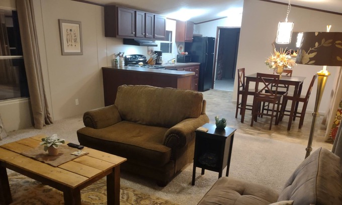 Marshall House | Roomy 3/2 in Peaceful Setting, Huge Deck