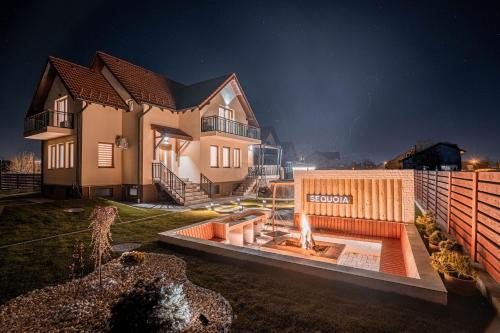 Brasov Villa | Roots Villa Sequoia