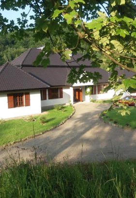 Uscie Gorlickie House | Ropki Dwór RAJDANY