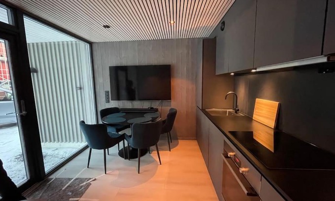 Henningsvaer Apartment | Rorbuleilighet i Henningsvær