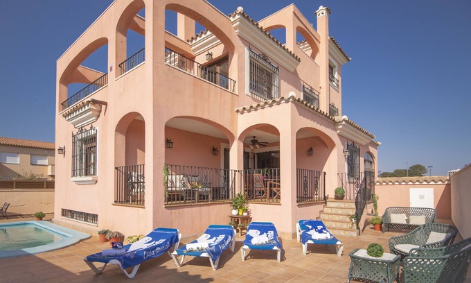 L'Hospitalet de l'Infant Villa | ROSA Villa con piscina privada al lado de la playa