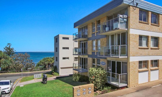 Kings Beach House | Rosalie Unit 1, 4 Margaret St, Kings Beach
