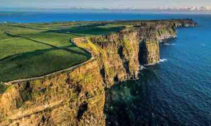 Magherareagh Cottage | Rose Cottage in Ennistymon - Near Cliffs of Moher