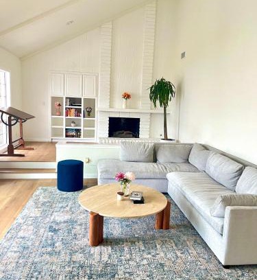 Thousand Oaks House | Rose Garden Home, Entire 4bdr 2bth House with Offices, Thousand Oaks
