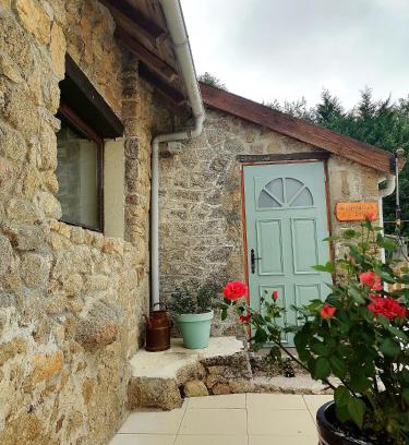 Saint-Saud-Lacoussiere House | Rosemarie's Den