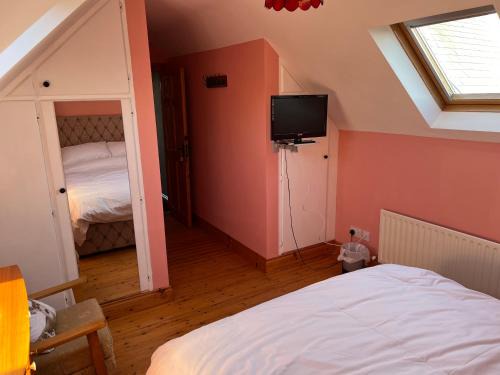 Newport Bed & Breakfast | Roskeen house