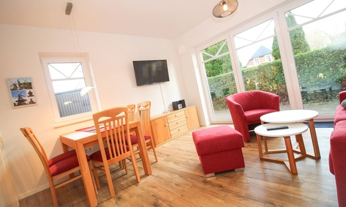 Norden Apartment | Row end house in walking distance to the north city center for 4 people