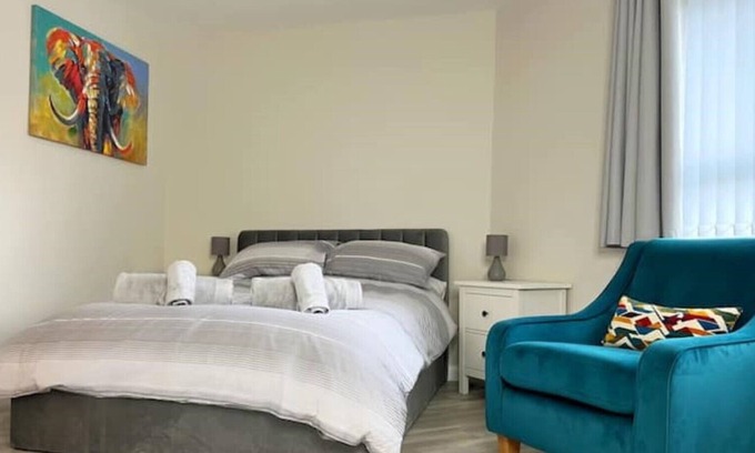 Hillsborough Apartment | Royal Haven