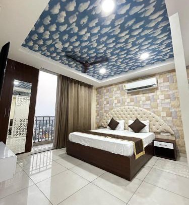 Zirakpur Apartment | Royal Holiday Homes