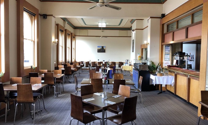 Horsham Hotel | Royal Hotel