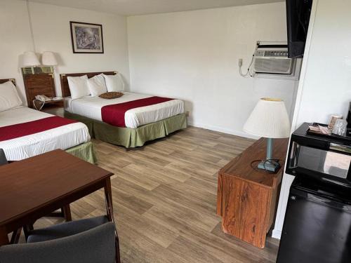 Albany Hotel | Royal Inn