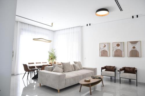 Netivot Villa | royal vila netivot