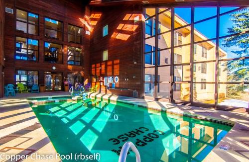Brian Head Apartment | Royal Vista III Pool-Spa Ski-in out Gym, Sauna, Laundry, BBQ