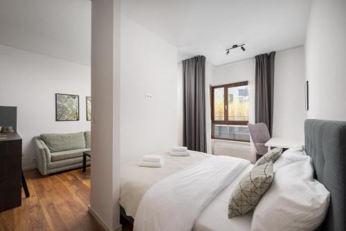Wilanow Apartment | Royal Wilanów Chic Studio