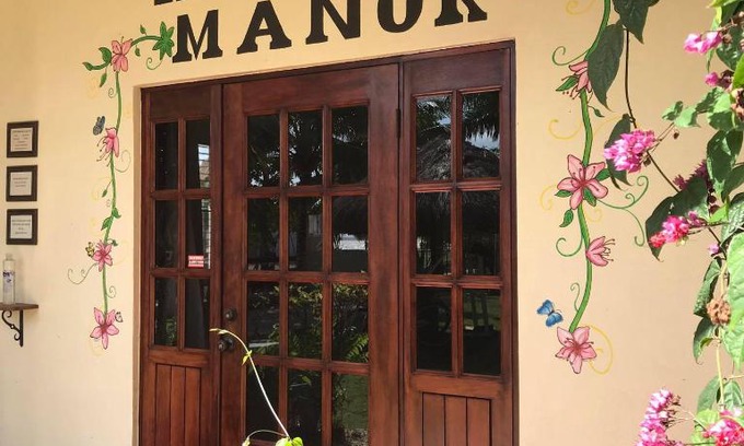 Corozal House | Royale Manor