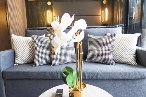 Singapore River Apartment | RR Studios & Suites