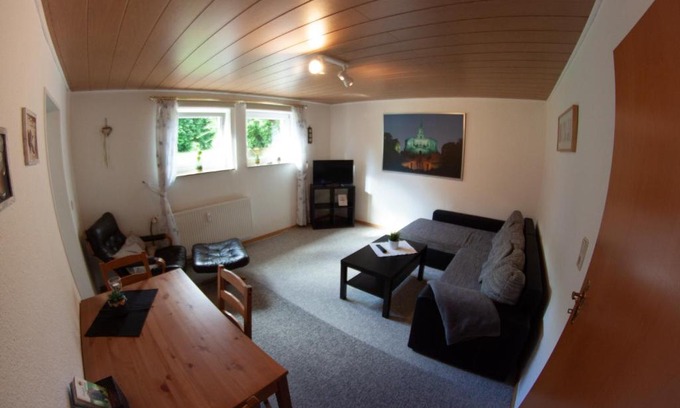Calden Apartment | Ruhige und gemütliche Ferienwohnung in Calden