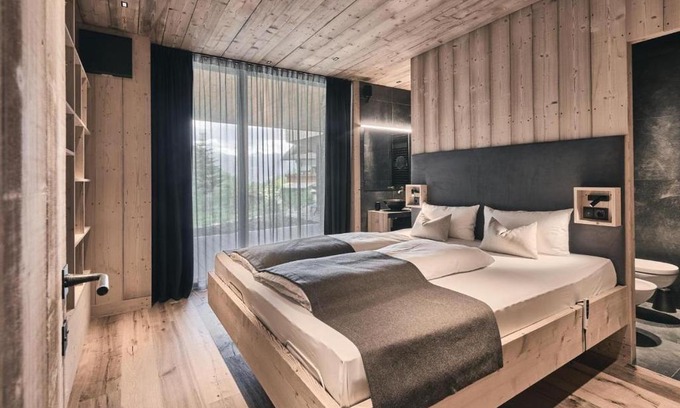 Racines Ski Chalet | Ruhiges Waldchalet