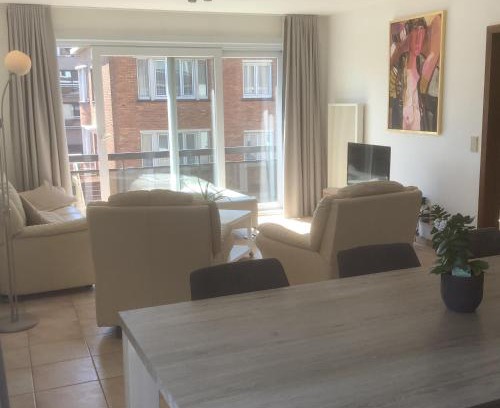 Raversijde Apartment | Ruim zonnig appartement op 50m van strand