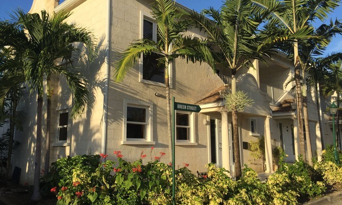 Mount Standfast House | Rum Runner, Alleyne's Beach, West Coast, - 3 Double Bedrooms, 2.5 Bath, Full AC