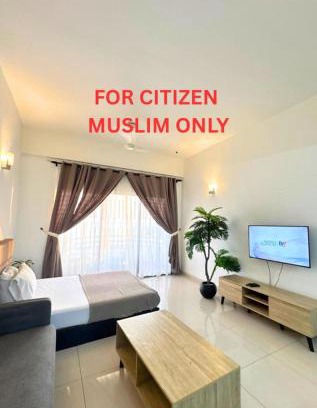 Si Rusa Apartment | Rumah Berangin at The Regency Beach Resort Port Dickson Sea View