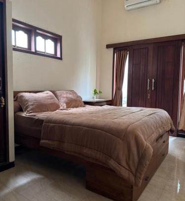 Malang House | Rumah Cahaya Syariah