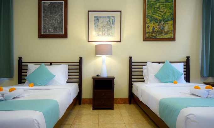 Penestanan House | Rumah Ganesha-Twin bedroom with tropical serenity in the ubud center