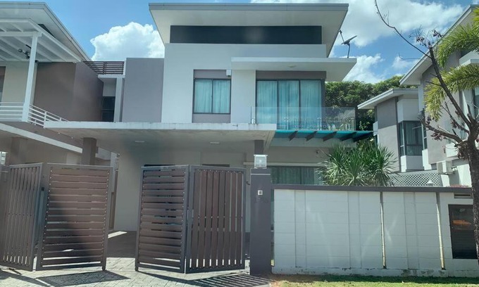 Seremban House | Rumah semi-D 2 tingkat berdekatan Mydin Seremban 2