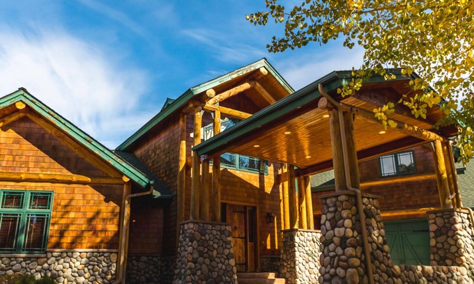 Klamath Falls Cabin | Running Y Resort