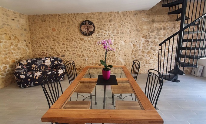 Lamarque Apartment | Rural gite in the heart of the Médoc.