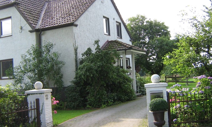 Bielefeld Apartment | Rural holiday apartment between Bielefeld u. Gütersloh.