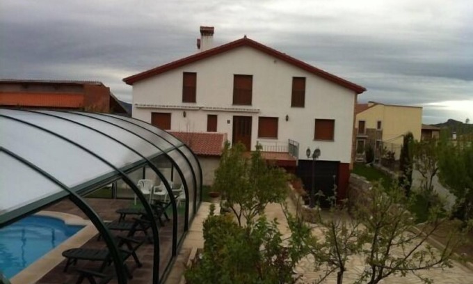 La Hoya Cottage | Rural House La Covatilla Refuge I, II, III and IV * for 4-6 people